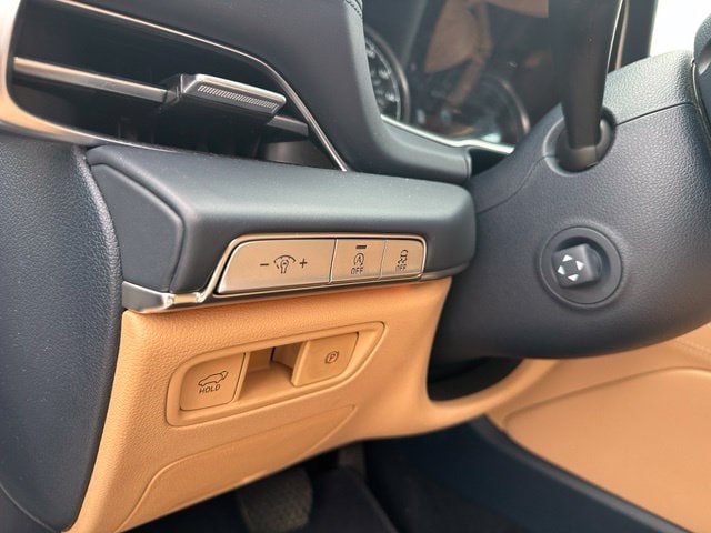 2022 Genesis GV80 2.5T — photo 23 of 39