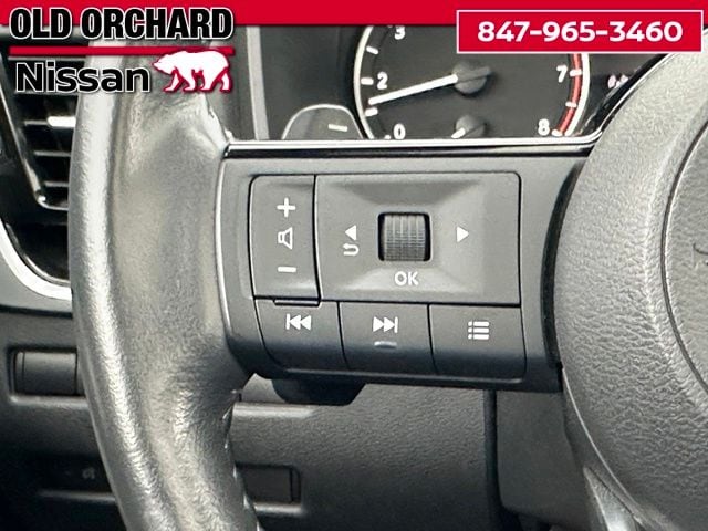 2023 Nissan Rogue SL — photo 20 of 23