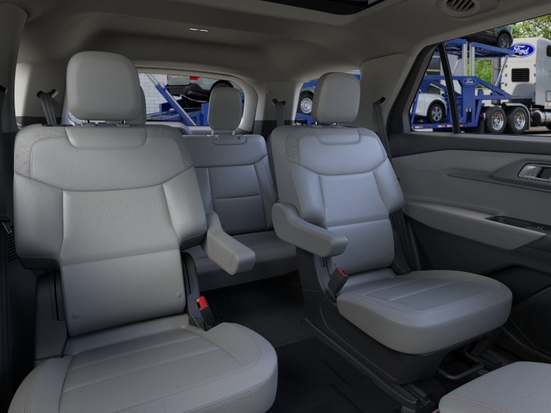 2026 Ford Explorer Active — photo 35 of 54