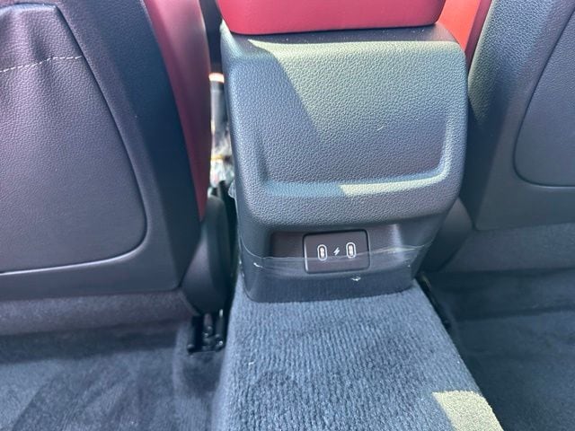 2026 Kia K5 GT-Line — photo 15 of 40