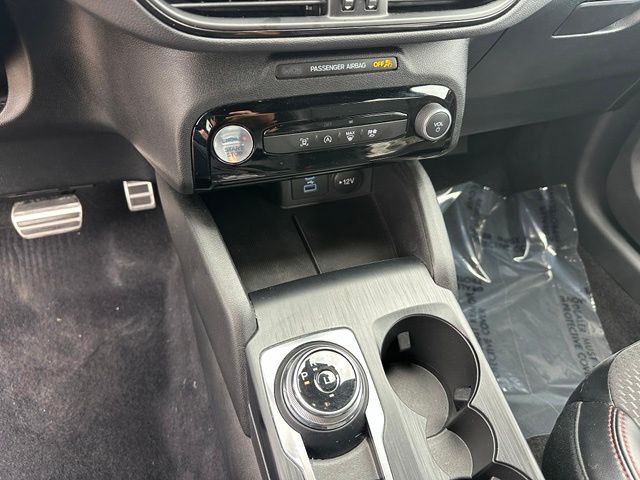 2023 Ford Escape ST-Line Select — photo 23 of 30