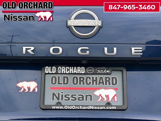 2024 Nissan Rogue SV — photo 10 of 22