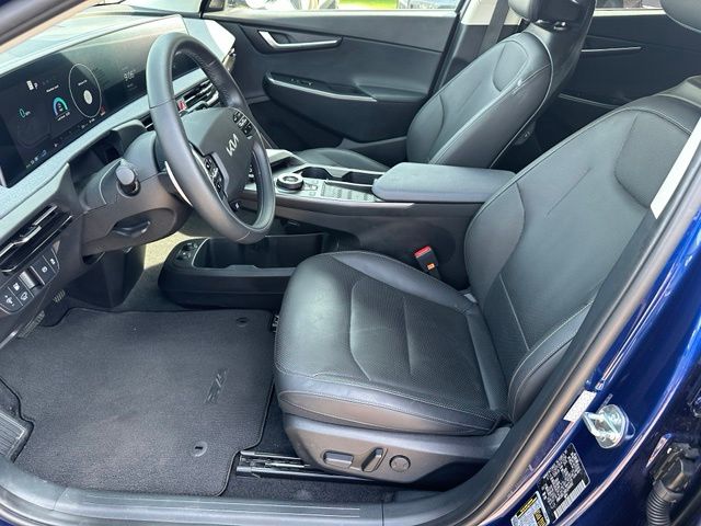 2024 Kia EV6 Wind — photo 17 of 31
