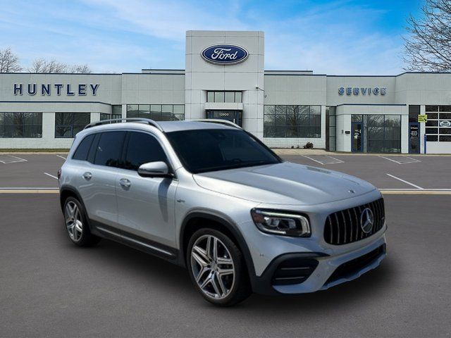 2022 Mercedes-Benz GLB GLB 35 AMG® — photo 4 of 34