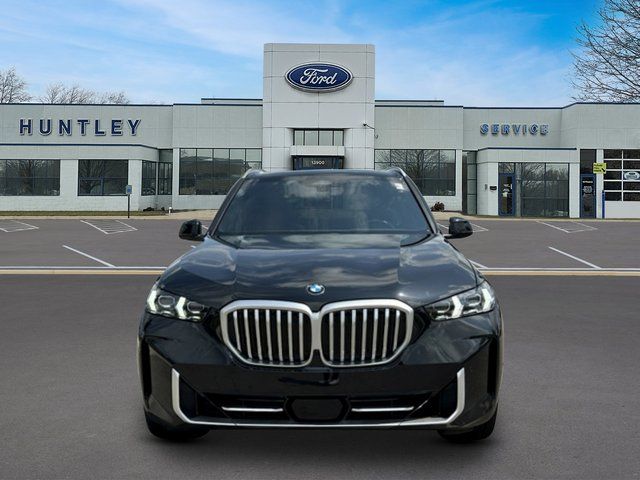 2025 BMW X5 xDrive40i — photo 3 of 31