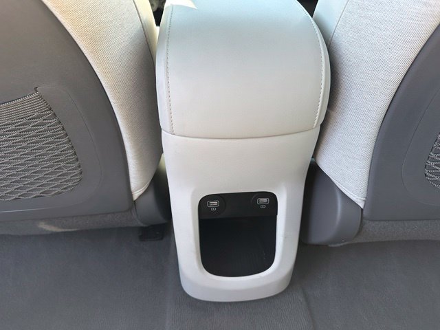 2024 Hyundai IONIQ 5 Limited — photo 17 of 41