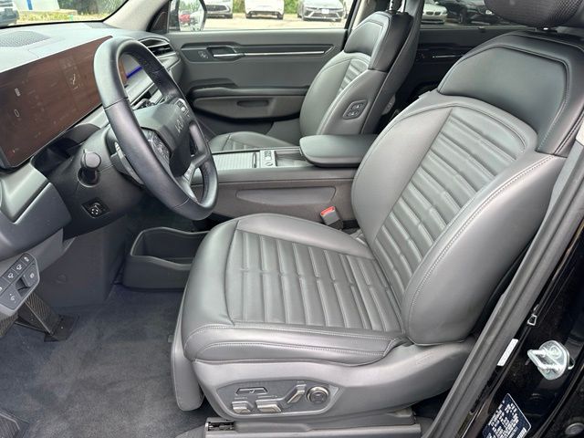 2024 Kia EV9 Land — photo 24 of 38