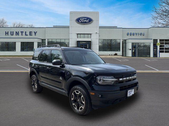 2023 Ford Bronco Sport Outer Banks — photo 4 of 25