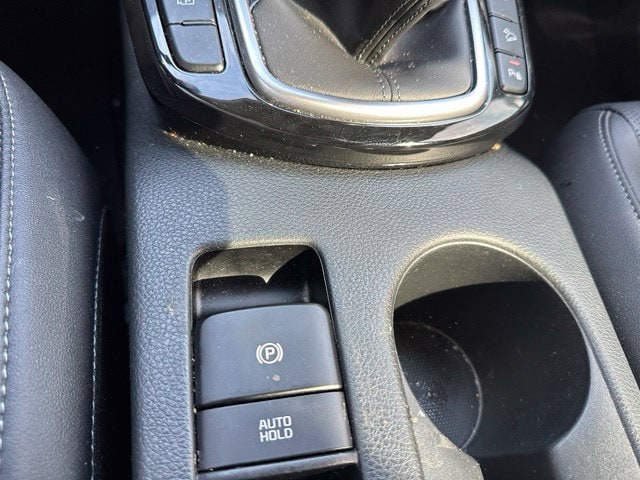 2025 Kia Seltos SX — photo 18 of 25