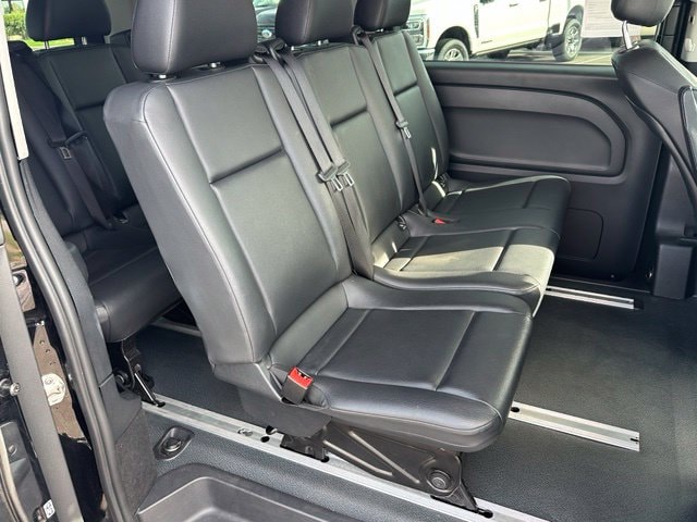 2023 Mercedes-Benz Metris Passenger — photo 11 of 26