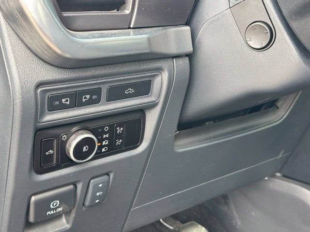 2023 Ford F-150 Lariat — photo 16 of 30