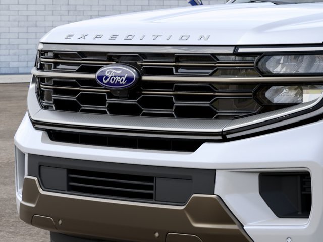 2027 Ford Expedition Max King Ranch — photo 18 of 54
