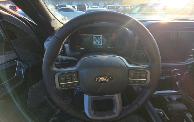 2025 Ford F-150 Lariat — photo 7 of 10