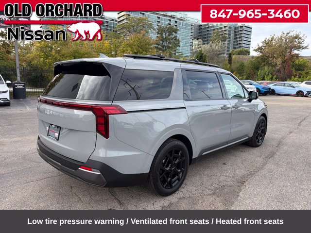 2025 Kia Carnival SX — photo 6 of 24