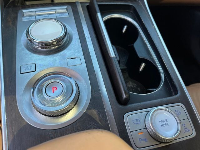 2023 Genesis GV80 3.5T — photo 24 of 38