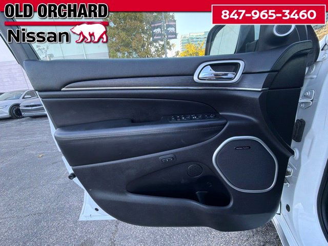 2018 Jeep Grand Cherokee Summit — photo 13 of 21