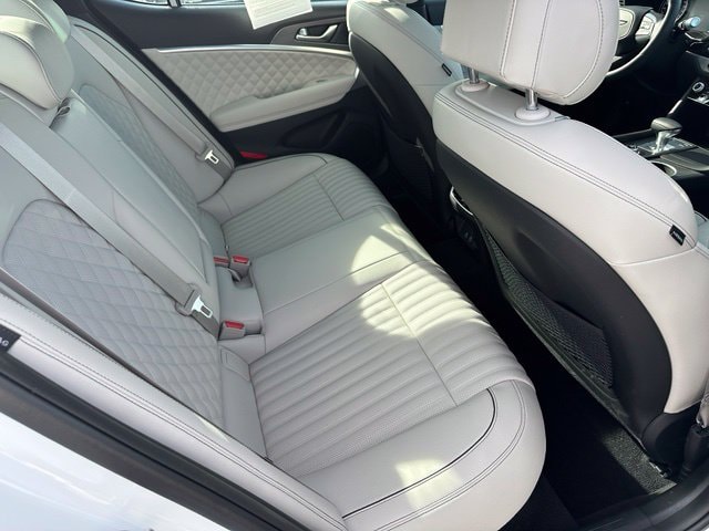 2025 Genesis G70 3.3T Sport Advanced — photo 11 of 39