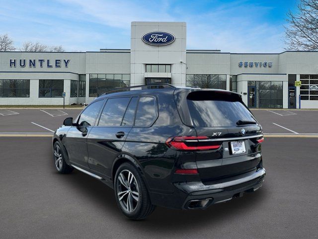 2024 BMW X7 xDrive40i — photo 6 of 34