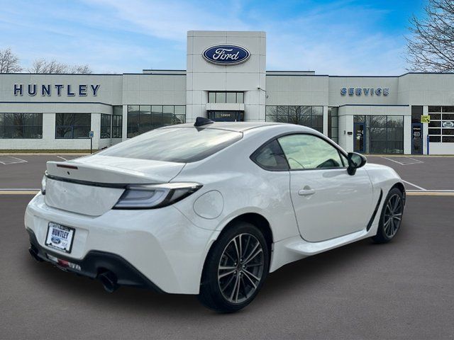 2023 Toyota GR86 Base — photo 5 of 22