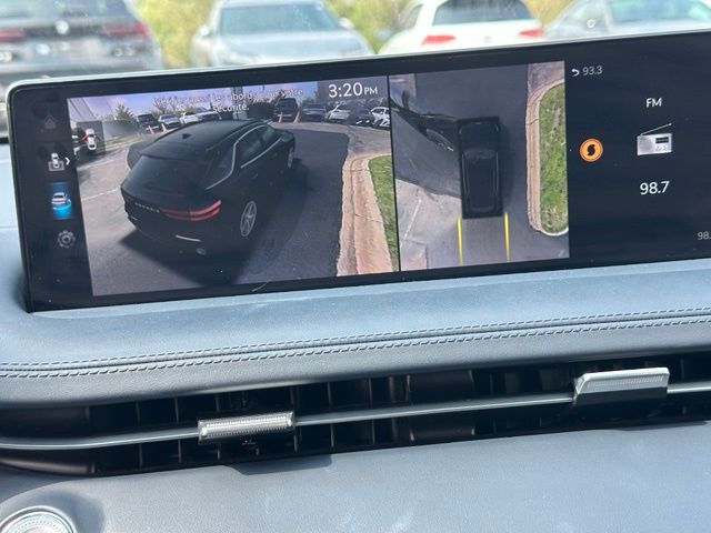 2023 Genesis GV70 2.5T — photo 31 of 37