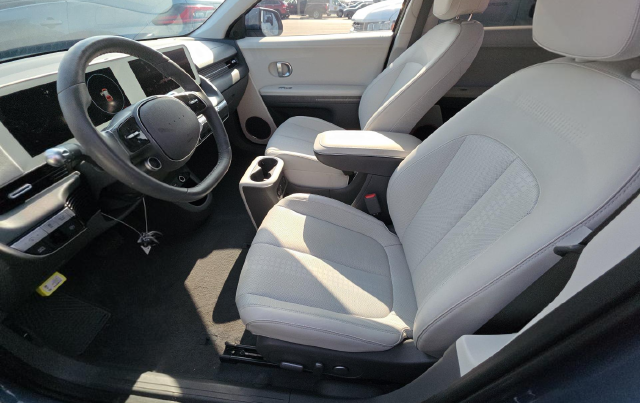 2023 Hyundai IONIQ 5 SEL — photo 5 of 9
