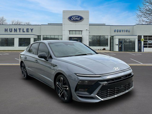 2025 Hyundai Sonata N Line — photo 4 of 33