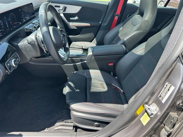 2025 Mercedes-Benz CLA CLA 35 AMG® — photo 16 of 30