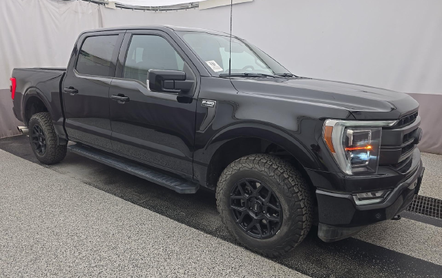 2023 Ford F-150 Lariat — photo 2 of 9