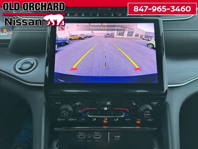 2023 Jeep Grand Cherokee L Limited — photo 16 of 22