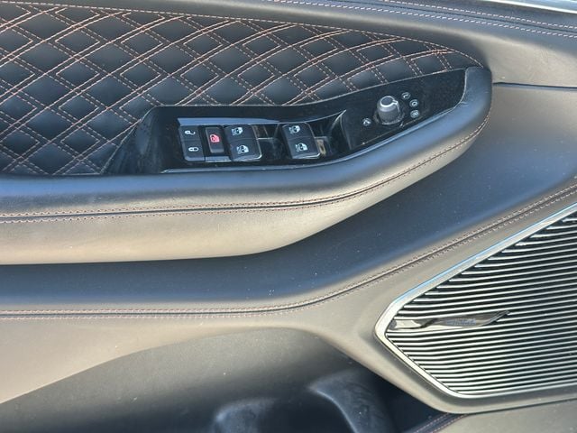 2022 Jeep Grand Cherokee Summit Reserve — photo 21 of 31