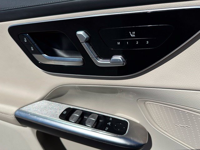 2024 Mercedes-Benz GLC GLC 300 — photo 22 of 31