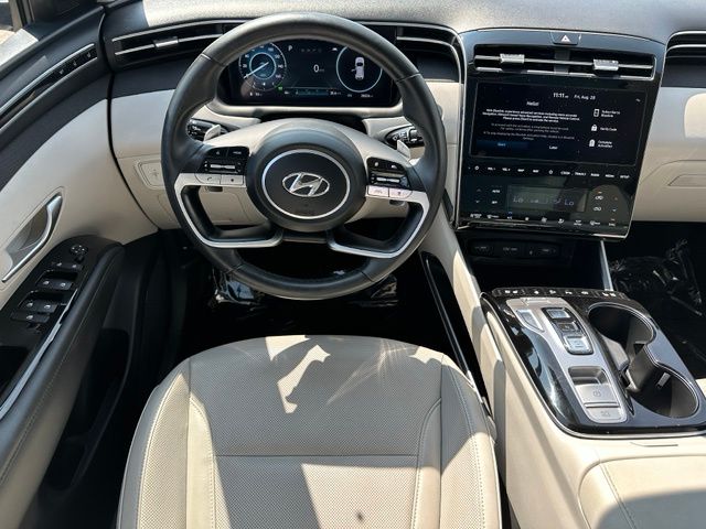2024 Hyundai Tucson Hybrid Limited — photo 21 of 40