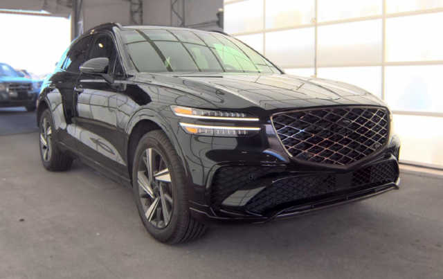 2026 Genesis GV70 3.5T Sport Advanced — photo 2 of 9