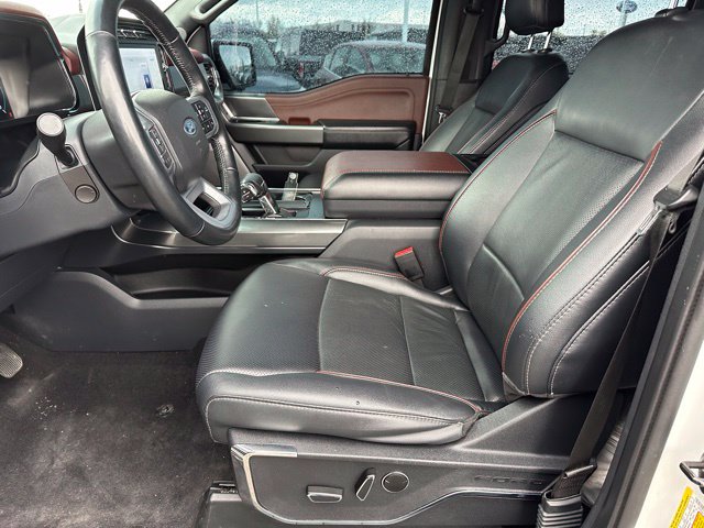 2023 Ford F-150 Lariat — photo 14 of 37