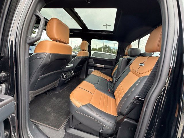 2023 Ford F-150 Platinum — photo 11 of 32