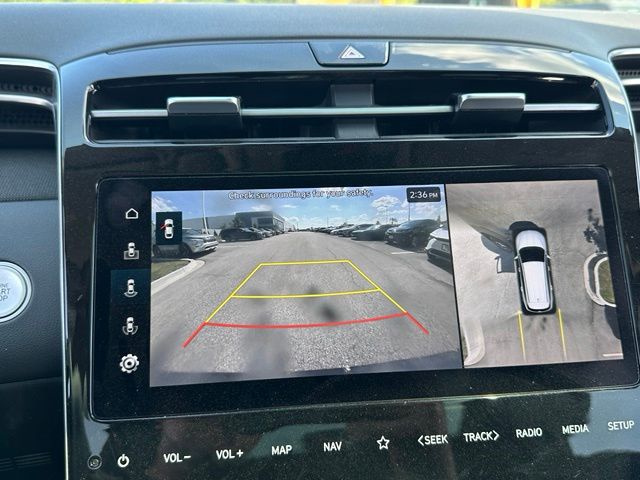 2024 Hyundai Tucson Hybrid Limited — photo 26 of 35