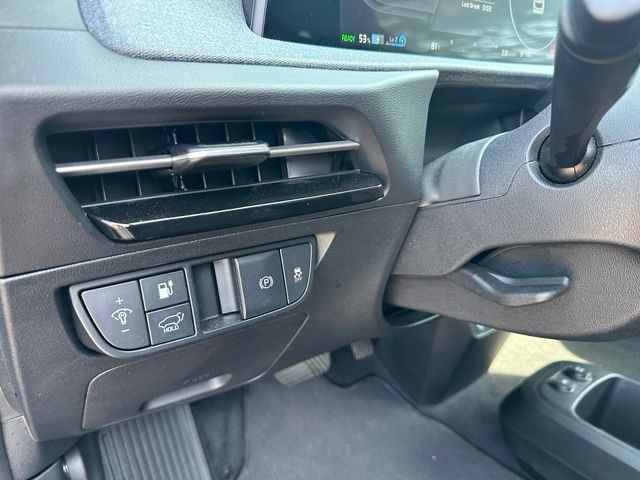 2024 Kia EV6 Wind — photo 19 of 31