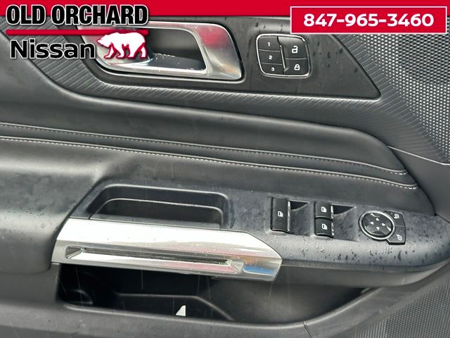 2024 Ford Mustang Ecoboost Premium — photo 11 of 22