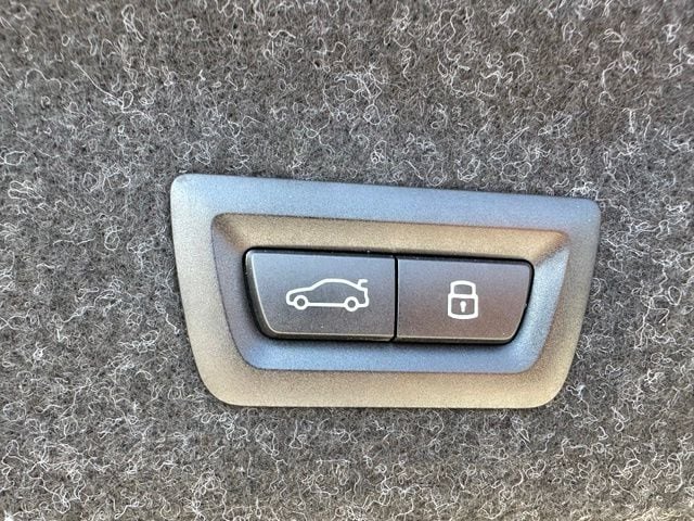 2025 BMW 4 Series 430i xDrive — photo 12 of 24