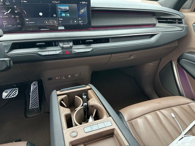2024 Kia EV9 GT-Line — photo 19 of 43