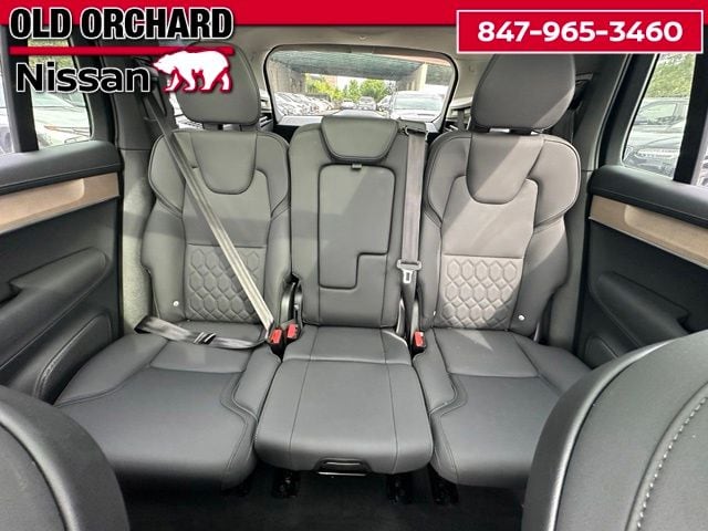 2025 Volvo XC90 B6 Plus 7-Seater — photo 13 of 22