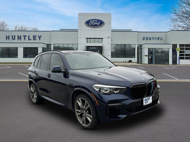 2022 BMW X5 M50i — photo 4 of 49