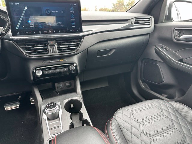 2023 Ford Escape ST-Line Elite — photo 16 of 31