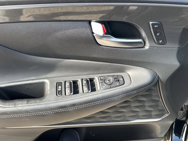 2022 Hyundai Santa Fe Plug-In Hybrid Limited — photo 22 of 40