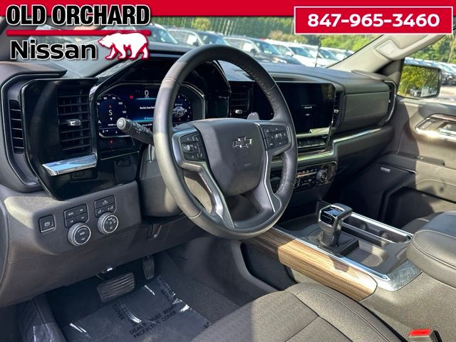 2024 Chevrolet Silverado 1500 RST — photo 16 of 22