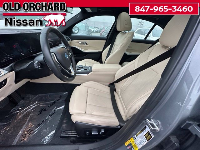 2023 BMW 3 Series 330e xDrive — photo 14 of 23