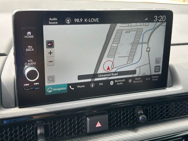 2024 Honda CR-V Hybrid Sport Touring — photo 27 of 32