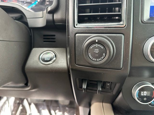 2021 Ford Expedition Limited — photo 30 of 38