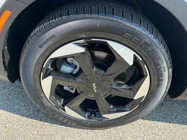 2025 Kia Sorento Plug-In Hybrid EX — photo 8 of 34