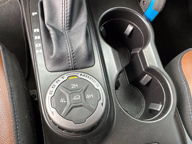 2023 Ford Bronco Outer Banks — photo 18 of 28